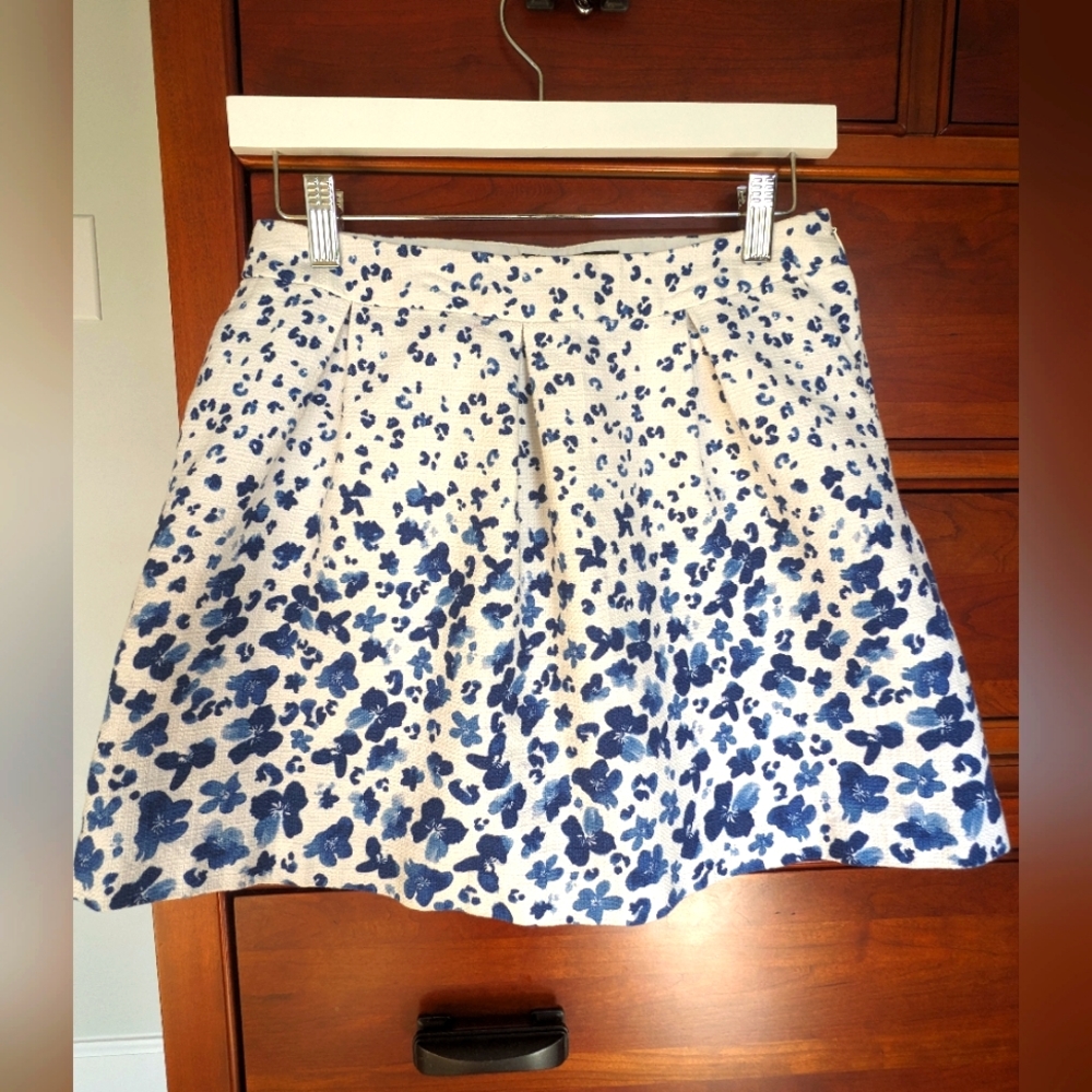 Banana Republic blue floral skirt